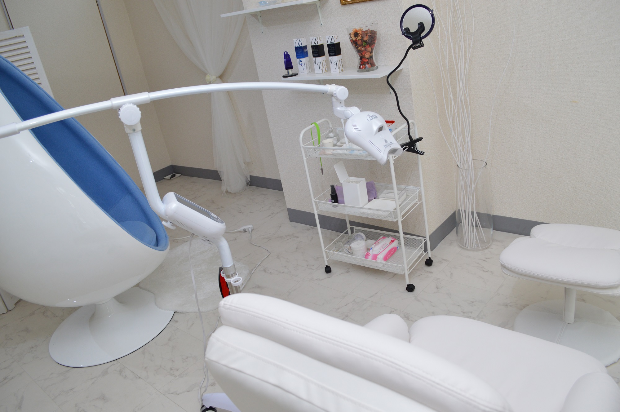 歯科医師監修山梨県甲府市ホワイトニング専門店虫歯予防歯周病予防歯を白くする