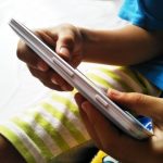 スポーツと歯の話⑩ 「スマホ噛みしめ」